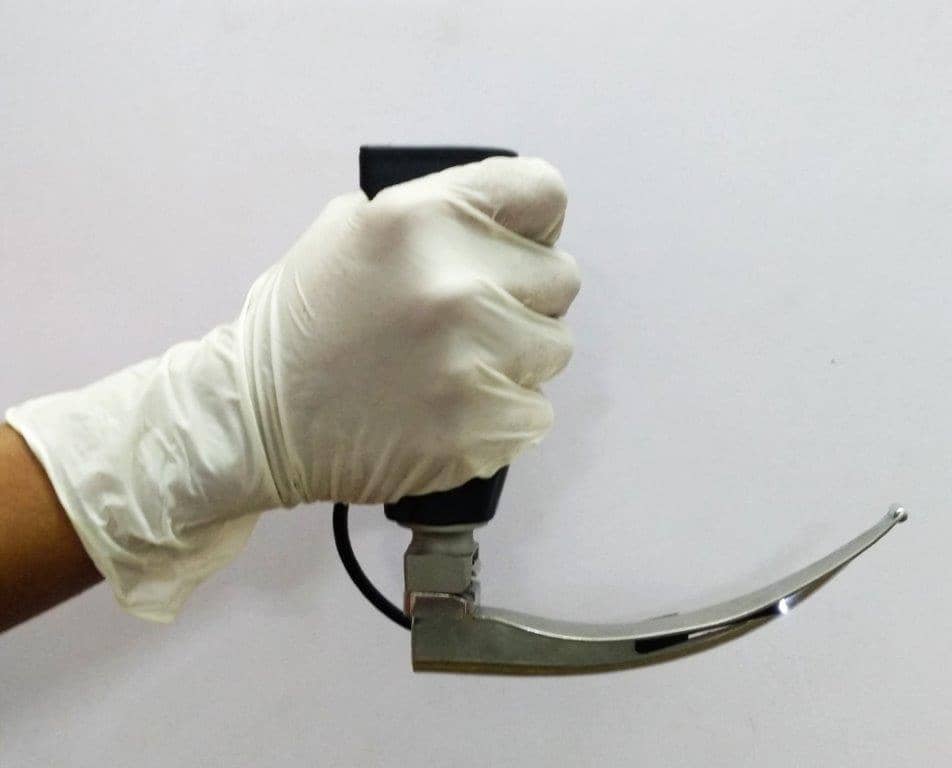 wifi UVC disinfection and video laryngoscopes